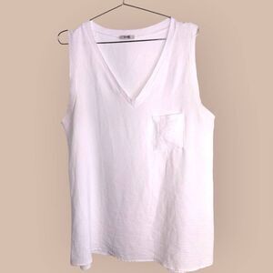 Jodifl Womens Top Sz L V Neck Sleeveless White Lightweight Relaxed Casual Preppy